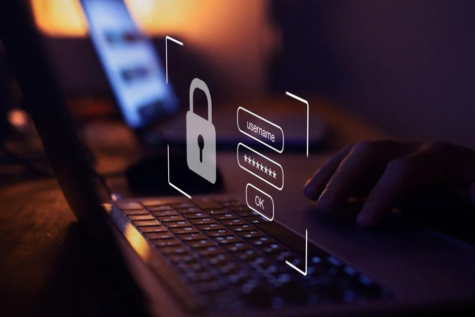 Làm thế nào để bảo vệ dữ liệu khách hàng trên website?